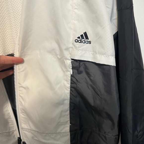 Adidas Black White and Gray Windbreaker Jacket Women’s size Small - Picture 4 of 8